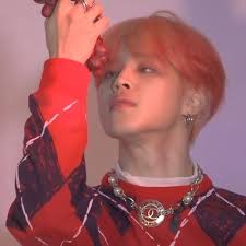 ଘ(੭*ˊᵕˋ)੭* ੈ ‧₊˚ — jimin red aesthetic ❤️ 