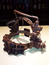 ソウ』シリーズ一番人気の拷問器具「逆トラバサミ」を作っちゃった！ “ホラーバー”オーナーのこだわりがスゴい – ホラー通信