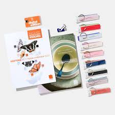 Color therapy as an antidote to uncertainty. Pantoneview Home Interiors 2021 Pantoneview Home Interiors 2022 With Cotton Swatches Vh2021 22kit Pantone Deutschland