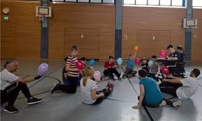 Nézd meg, mi mindent talált noémi fischer (fisnoja) a pinteresten, a világ legnagyobb ötletgyűjteményében. Zu Besuch An Einer Besonderen Schule Klasse Informiert Nachrichten Mittelbayerische