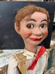 I have a Gerry gee junior doll and are trying to find some shoes to suit . 