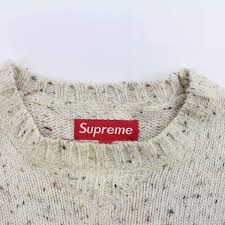 Light purple cuddle knit posing fabric this is my absolute favourite colour!!! Supreme Speckle Knit Jumper Cream Sarugeneral