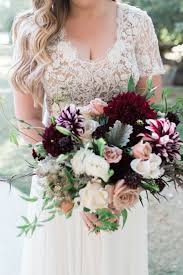 Fall has perhaps the greatest palette for your wedding flowers, with it rusty orange, rich red, rustic brown and deep purple! Fall Wedding Bouquets For Festive Autumn Celebrations