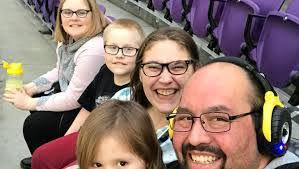 Amber Putney's Instagram, Twitter & Facebook