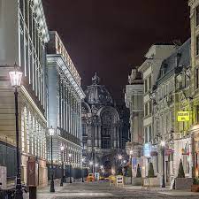 Venez découvrir cette ville moderne, riche en découvertes et accueillante. Bucarest En Roumanie Prochaine Ville A La Loupe De Luci