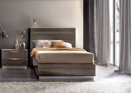 Camels typically live in the. Camel Platinum Night Italian Legno 4ft Bed Cfs Furniture Uk