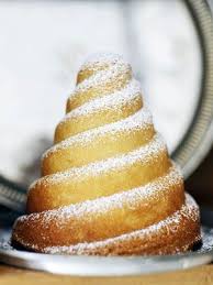 Michelin star dining at a fine dining p. 180 Fine Dining Desserts Ideas