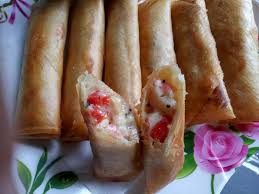 Resepi popia cheese & cara buat popia cheese sendiri di rumah | nak dijadikan cerita baru ni terfikir kudapan apa yang best nak makan sambil tengok tv dengan anak dan suami kat rumah. Bukan Inti Biasa Biasa Wanita Ini Kongsi Resipi Popiah Carbonara Tersedap Tip Nak Goreng Pun Diberikan Mingguan Wanita