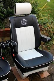Here We Have A Set Of Vw T4 Caravelle Captain S Seats Fully Re Trimmed In Top Quality Automotive Vinyl T Asientos De Coche Asientos De Carro Asientos De Autos