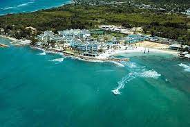 Pin By Shawn Banks On Places I Wanna Go Jamaican Vacation Paradise Cove Beach Resorts