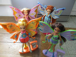 VERY RARE set 4 Dolls WINX CLUB Mattel sing and sparkle Bloom Flora Layla  STELLA