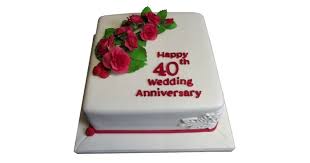 A statement to strength, love and commitment, it is fitting that this celebration is represented by gold, a strong and beautiful metal. 40th Wedding Anniversary Cake