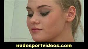 An introduction to stretching plus a full body routine. Blonde Stretching Nude Xvideos Com