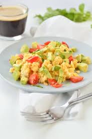 Kcal, fat, carbohydrates and protein. Keto Scrambled Eggs With Avocado 1 5 G Net Carbs Sweetashoney Sah