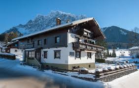 Haus edith is located at im tal 22 a, 0.3 miles from the center of ehrwald. Haus Spielmann Ferienwohnungen Zimmer Ehrwald Zugspitze Tirol Home