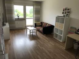 Der durchschnittliche kaufpreis für eine eigentumswohnung in jena liegt bei 3.527,19 €/m². 2 Zimmer Wohnung Zu Vermieten Drackendorfer Strasse 14 07747 Jena Lobeda Mapio Net