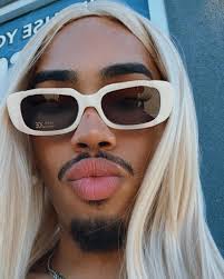 THROATCHELLA THROATCHELLA😝🔥 Even tho my moonchi was MELTING half of the  weekend this was such a beautiful experience to have😍💋‼️ #coachella