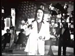 Nino bravo was born on august 3, 1944 in ayelo de malferit, valència, comunitat valenciana, spain as luis manuel ferri llopis. Nino Bravo En Vivo Y Dia Del Accidente Youtube