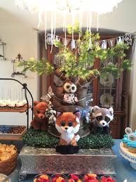 The woodland baby shower theme is extremely popular, so there is a lot of inspiration for you to draw from. Cute Woodland Baby Shower Ideas For Any Budget Tulamama