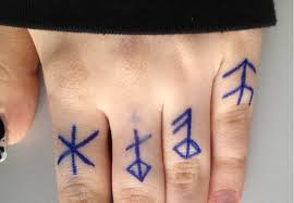 Take a look at our collection of the best minimalist tattoo ideas for women using the viking elder futhark runic alphabet. Kann Ich Mir Diese Runen Tatowieren Lassen Tattoo