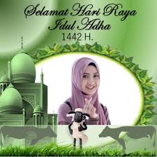 Selamat hari raya idul fitri 1441 h / 2020 m taqabbal allahu minna wa minkum. 100 Twibbon Hari Raya Idul Adha 1442 H Tahun 2021 Keren Beritapppk Com