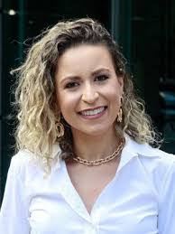 Samantha Dutra's Instagram, Twitter & Facebook