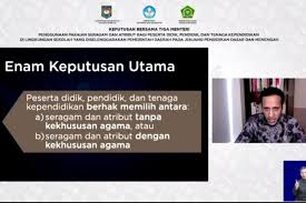 Pertama, skb ini ditujukan untuk sekolah negeri. Poin Lengkap Skb 3 Menteri Soal Seragam Sekolah Aturan Hingga Sanksi Halaman All Kompas Com