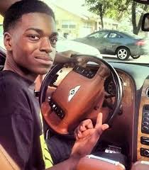 Morning family, I asking for your help please, anyone from Eldomain  Highschool, that has a pre loved school blazer for a boy starting high  school pls ,size 14 -15 ,even it's bigger