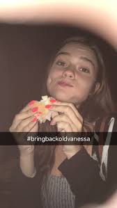 Sara Berlinger (@BaraSerlinger)