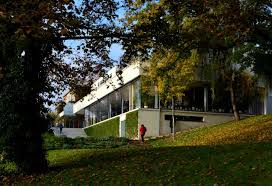 It is one of the pioneering prototypes of modern architecture in europe. Tugendhat House By Ludwig Mies Van Der Rohe The Strength Of Architecture From 1998