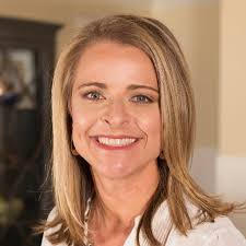 Jamie Slenk (@SrtaBenjamin)