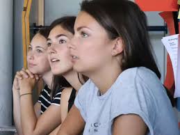 Überlingen: Schüler lernen auch Gefahren des Internets kennen