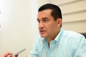 Orejas y Rabo! para el “diestro” presidente del Ieqroo, Jorge Manríquez