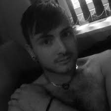 Dean Ayres-Stephens (@DeAySt)