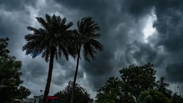 अर्नब चक्रवात: लोगों से सतर्क रहने की सलाह, कहां-कहां होगा असर? - BBC News  हिंदी