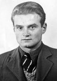 Danny Krol's Instagram, Twitter & Facebook