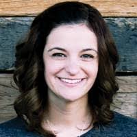 Julie Bogle's Instagram, Twitter & Facebook