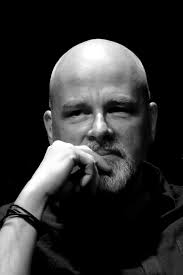 Kai Meyer, one of my favorite german authors saw THE LONG WALK. here is  what he said about it: "I saw THE LONG WALK. After ten minutes, I started  shaking, which I