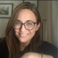 Suzanne Stafford's Instagram, Twitter & Facebook