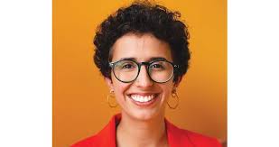 Nina Grove's Instagram, Twitter & Facebook