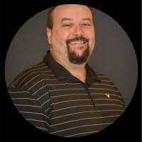 Thomas Retz's Instagram, Twitter & Facebook