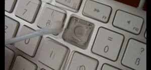 Simple way to remove keycaps or keys from your mechanical keyboard without the use of tools or keycap puller. How To Clean An Aluminum Apple Keyboard By Removing Its Keys Computer Hardware Wonderhowto