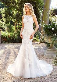 Tia H1353 This Form Fitted Moonlight Couture Wedding Dress Is The Perfect Blend Of Classy And R Form Fitting Wedding Dress Wedding Dresses Wedding Dresses Lace
