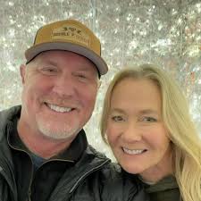 Who can replace and run a new water line from meter to mobile home in  Loudon, TN?