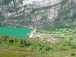 Tips@aftenbladet.no send kryptert tips sjefredaktør lars helle. File Lysefjord Lysebotn Jpg Wikimedia Commons