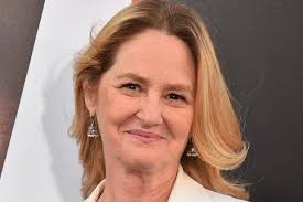 Melissa Leo to Star