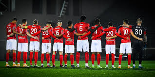 13 des 20 clubs de ligue 1 disposent d'un budget inférieur ou égal à 60 millions d'euros. Football Could Nimes Become The First Ligue 1 Club To Go Bankrupt Teller Report