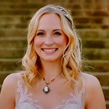 Love this song #thevampirediaries #steroline #stefansalvatore  #carolineforbes #wedding #thejunewedding #husbandandwife #love #marriage  #married #stefan #caroline #paulwesley #candiceking