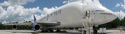 A boeing 747 dreamlifter that mistakenly landed at a tiny kansas airport last night has finally taken off and landed at its intended destination after hours inside the aircraft: Boeing 747 Large Cargo Freighter