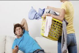 Bertanggung jawab dia menikmati pekerjaannya dan berusaha mengerjakannya dengan baik. 7 Cara Menghadapi Suami Kurang Tanggung Jawab Yang Wajib Kamu Pelajari Klubwanita Com